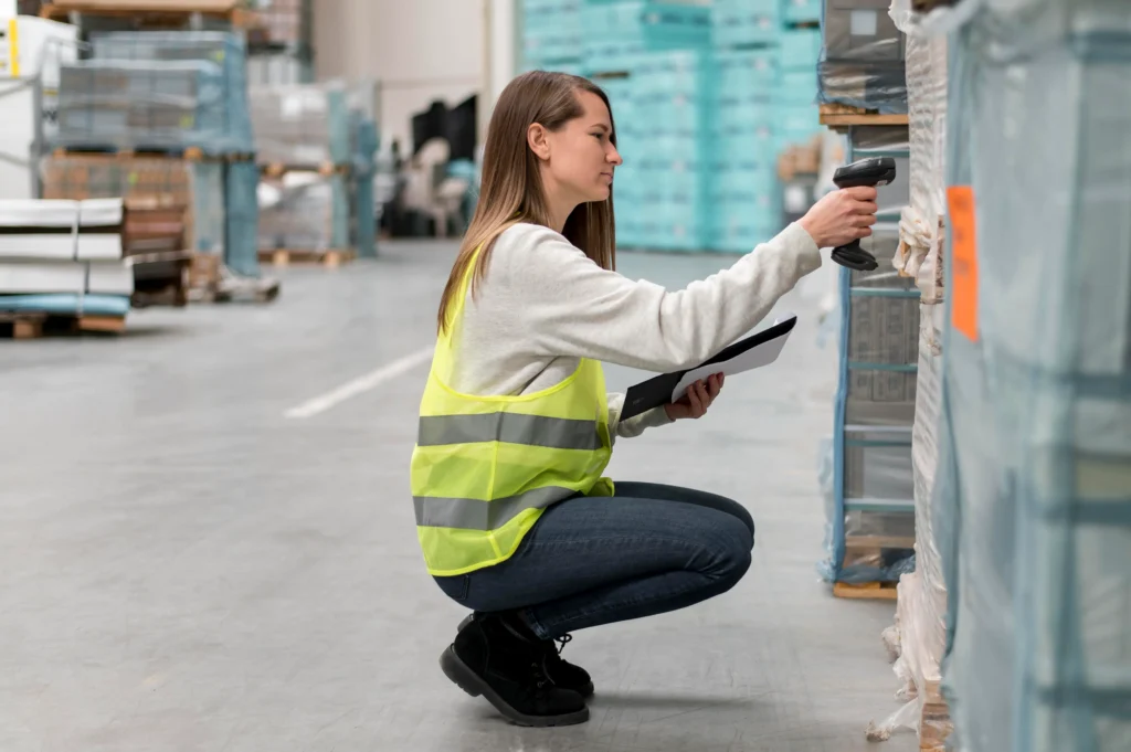 Demand-driven warehouse picking powered by AI